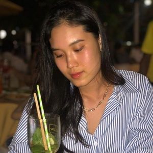 Meet your Posher, Christine